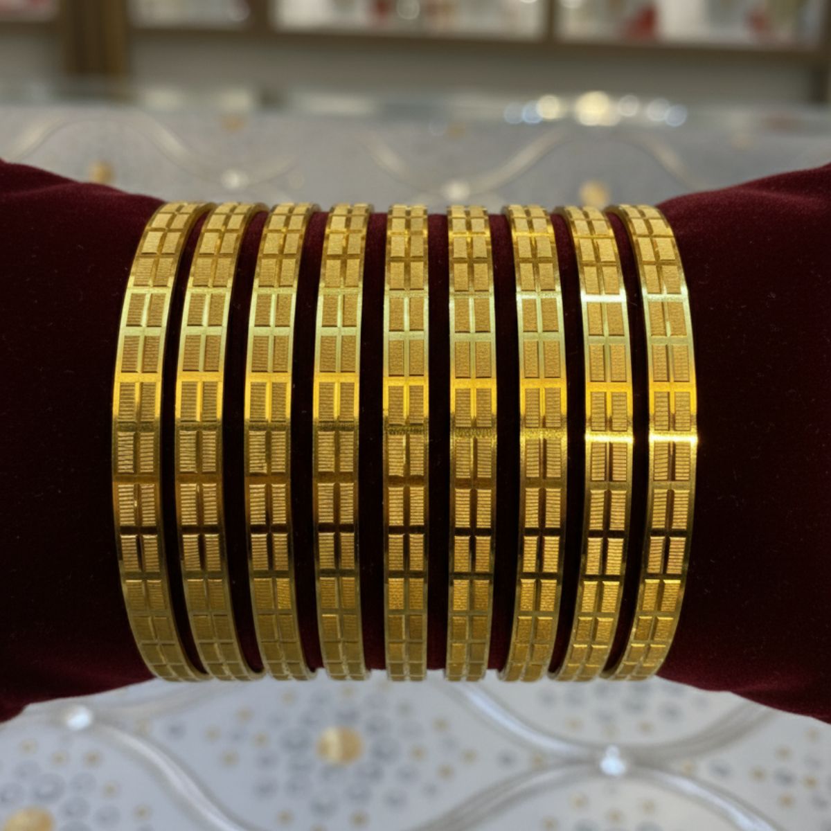 Elegant Golden Bangle (6 Piece)